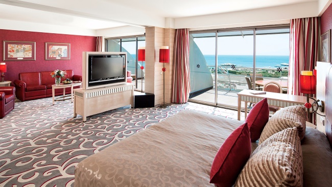 Номер в Cornelia Diamond Golf Resort & Spa. Фото: corneliaresort.com Гольф по-турецки: Cornelia Golf Club