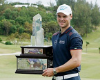 PGA Grand Slam of Golf. Мартин Каймер в плей-офф одержал победу на турнире победителей мейджоров