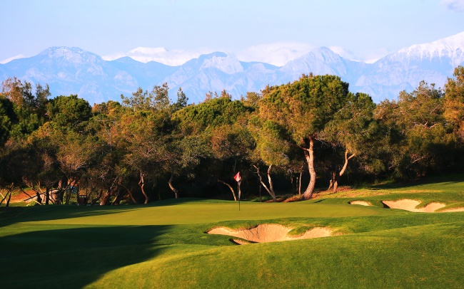 Гольф по-турецки: Titanic Golf Club & Titanic Deluxe Golf Belek