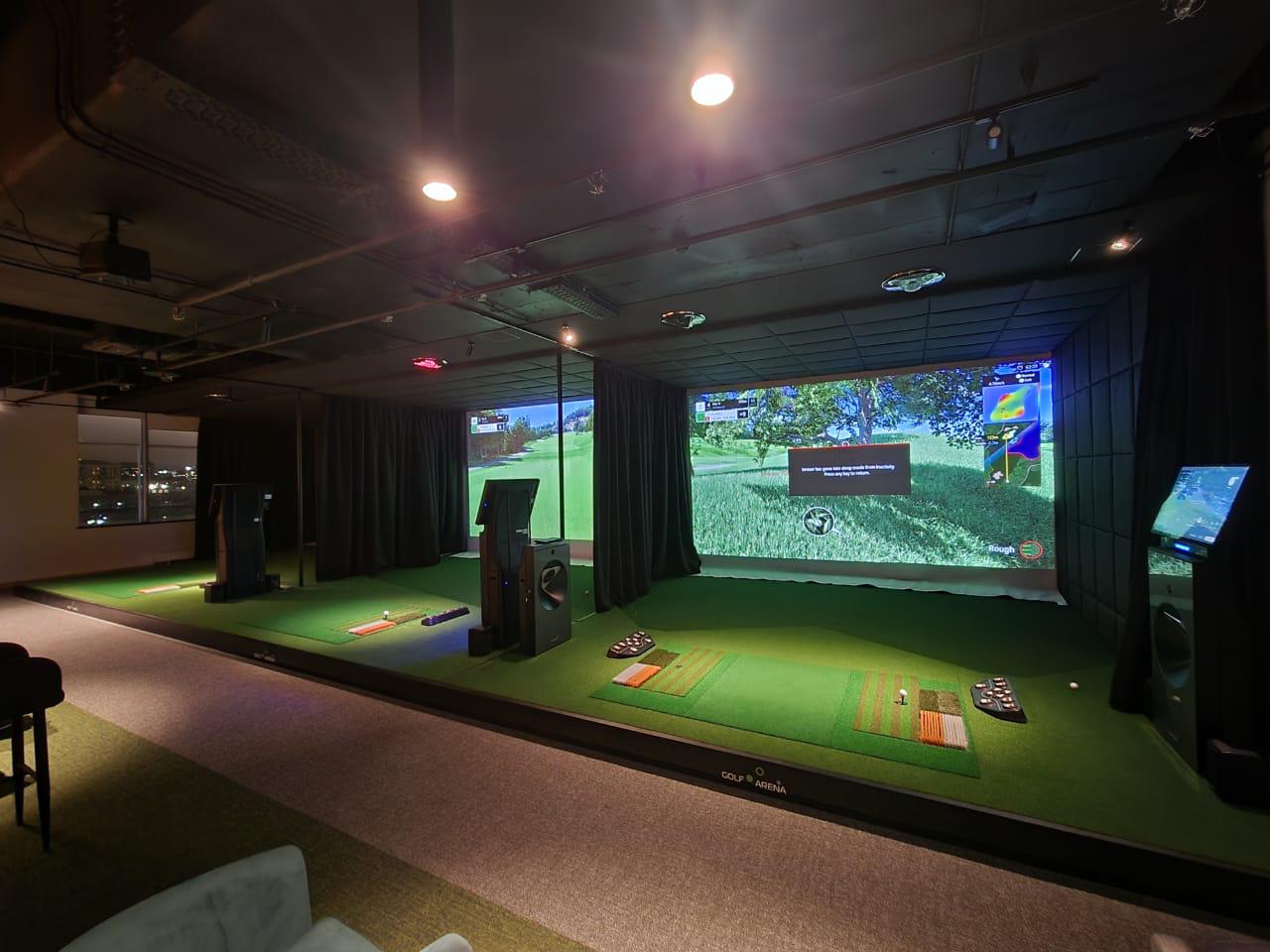 В Москве открылся новый индор-центр Golf Arena с симуляторами Golfzon