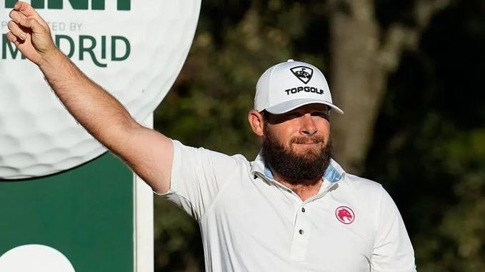 В следующем сезоне игроки не смогут совмещать выступления в LIV Golf и DP World Tour