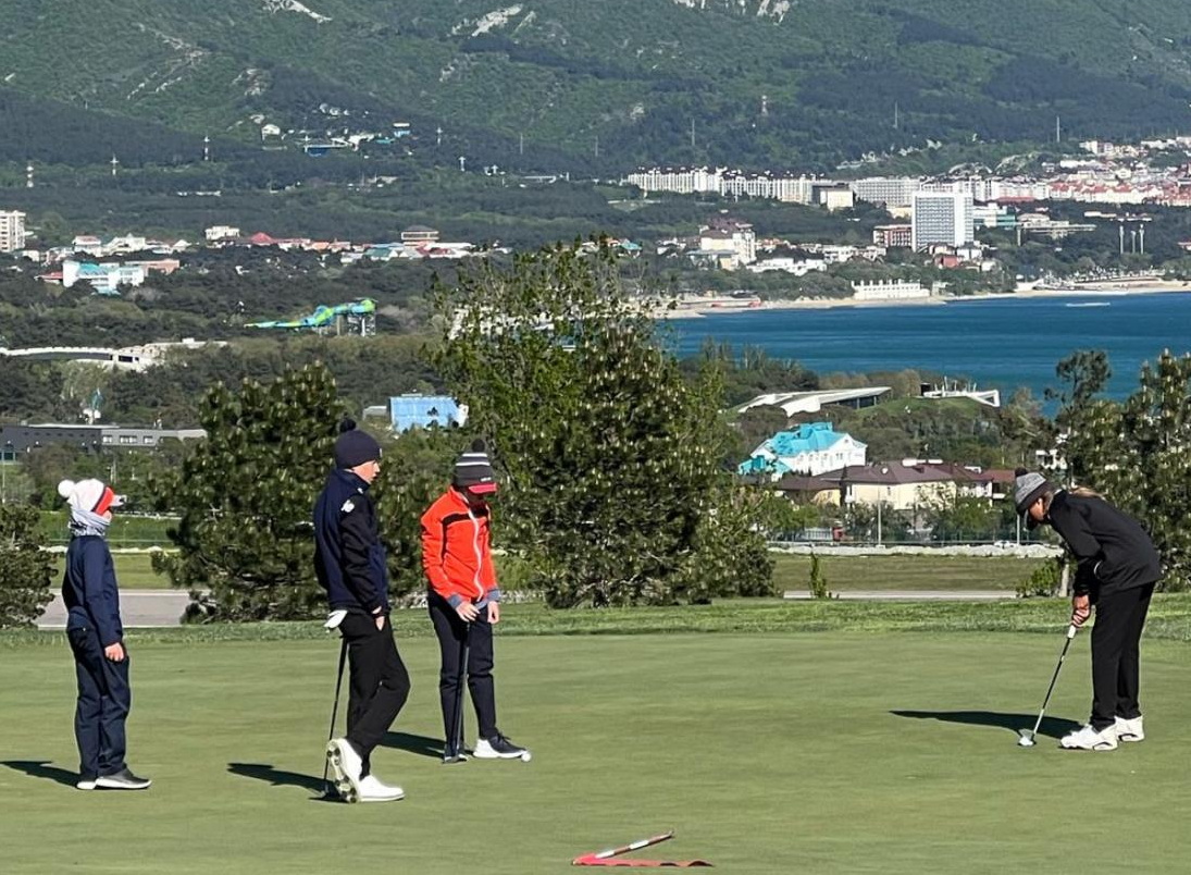 Детско-юношеский турнир «Геленджик», итоги I раунда