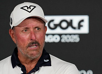 Фил Микелсон пропустит старт сезона в LIV Golf
