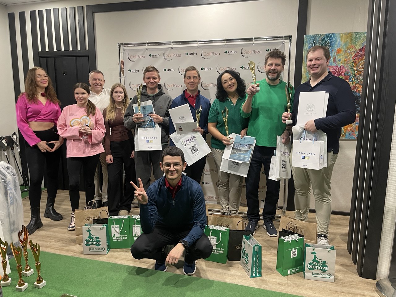 «Про-Ам 8 марта» в Golf Plaza. Победила команда Дениса Воронкова