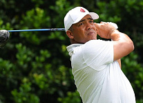 Мейджор PGA Championship 2025: кат. Джонаттан Вегас сенсационно удерживает лидерство