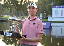 Игрок из LIV Golf завоевал путевки на мейджоры Masters и The Open