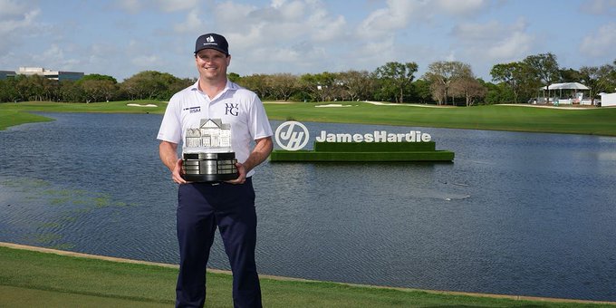 Зак Джонсон триумфально дебютировал в Champions Tour