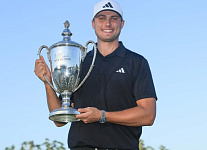 Людвиг Оберг открывает счет своим победам в PGA Tour