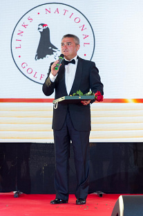 Олег Кустиков  Links National Golf Club
