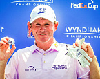 Что в бэге у победителя турнира Wyndham Championship Брендта Снедекера