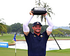 LIV Golf Singapore: Брайсон Дешамбо побеждает в плей-офф