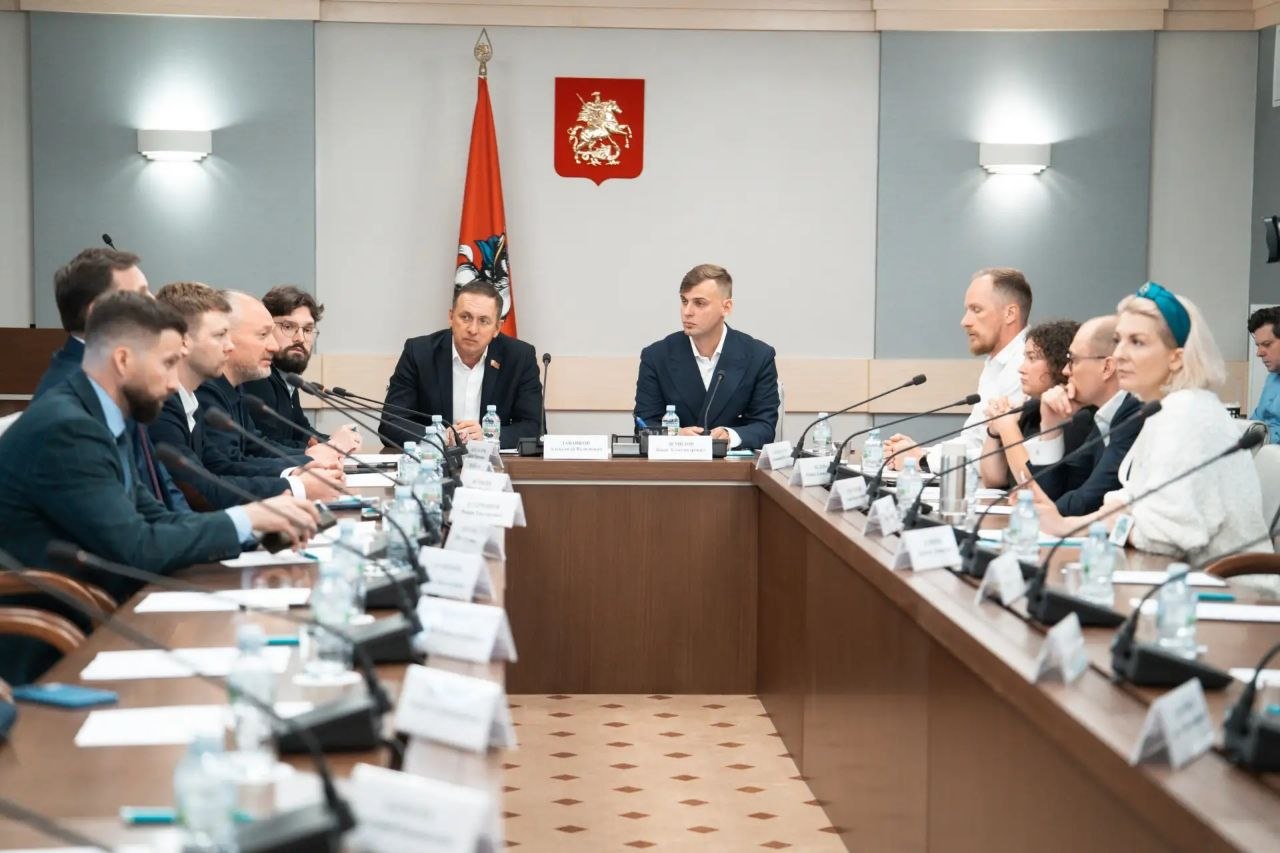 Ольга Валова выступила на круглом столе партии «Новые люди» в Мосгордуме