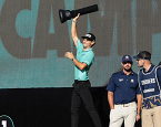 Хоакин Ньеманн доминирует в LIV Golf